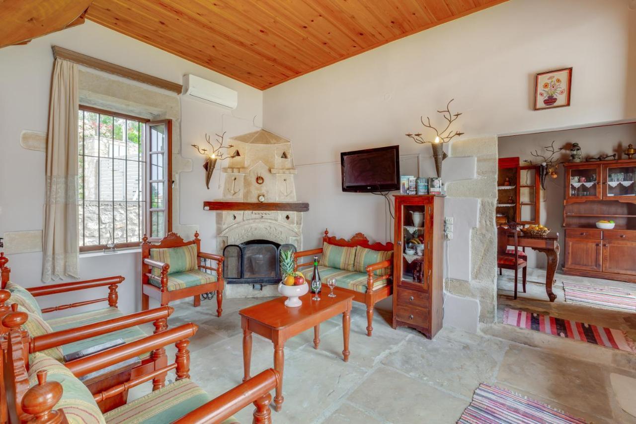 Traditional Home Vereniki With Heated Pool - By Apokoronas Villas Gavalochori Exterior photo