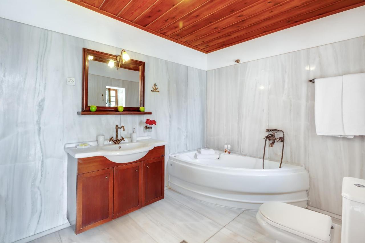 Traditional Home Vereniki With Heated Pool - By Apokoronas Villas Gavalochori Exterior photo