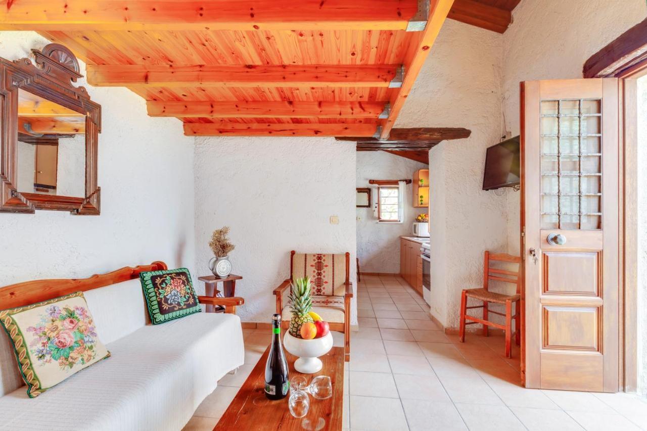 Traditional Home Vereniki With Heated Pool - By Apokoronas Villas Gavalochori Exterior photo