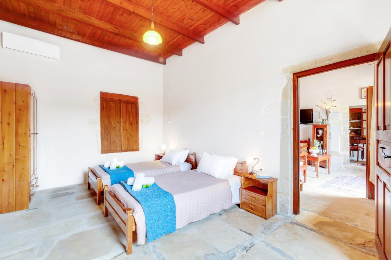 Traditional Home Vereniki With Heated Pool - By Apokoronas Villas Gavalochori Exterior photo